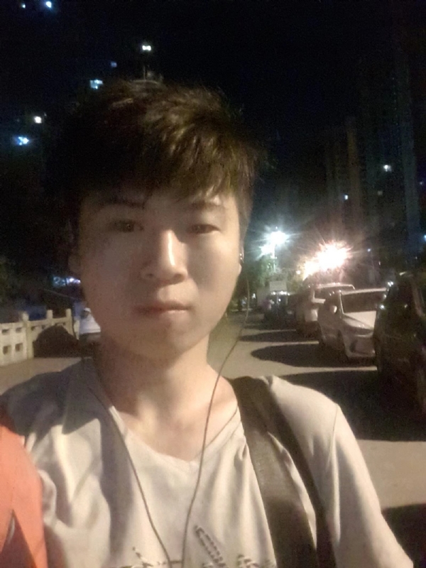 流星的瞬间的第一张照片--福建闪婚服务中心