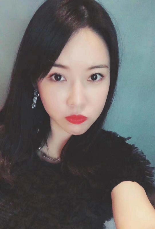 李莉的第二张照片--福建闪婚服务中心
