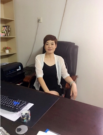 英的第一张照片--福建闪婚服务中心