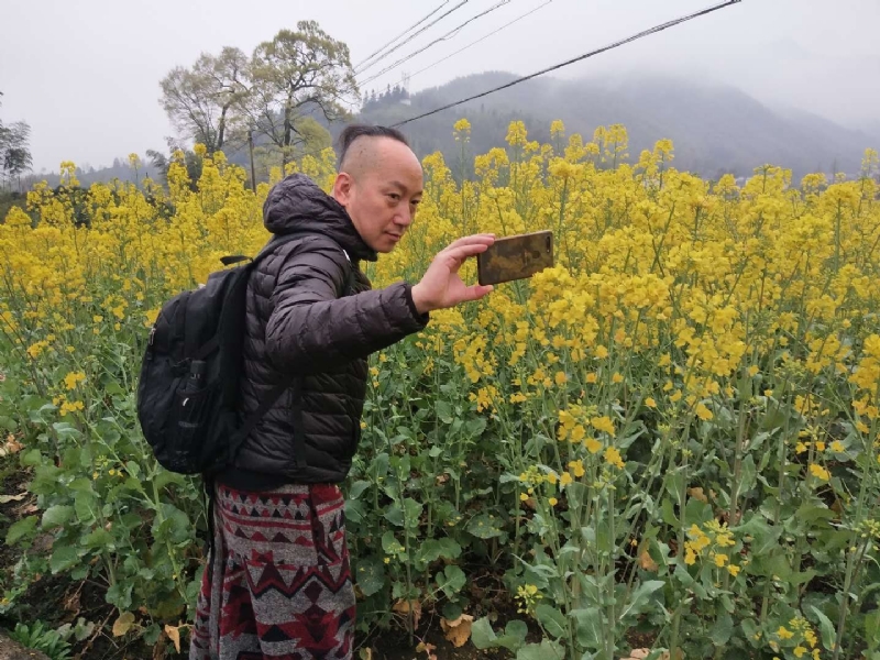 Dennison的第一张照片--福建闪婚服务中心