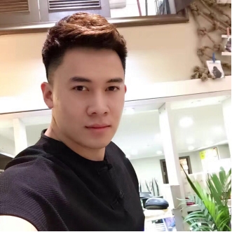 拥有神一样的男人的第一张照片--福建闪婚服务中心