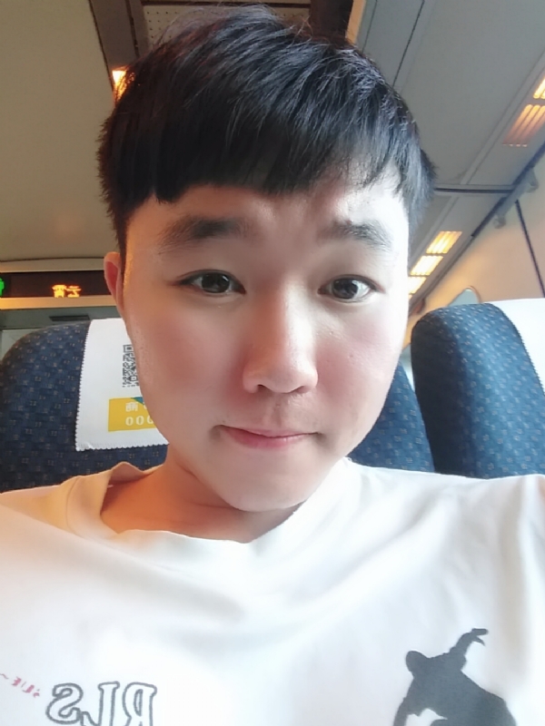 爱玉的第一张照片--福建闪婚服务中心