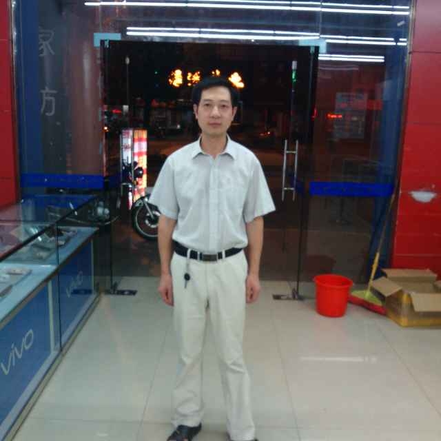 安静的第一张照片--福建闪婚服务中心