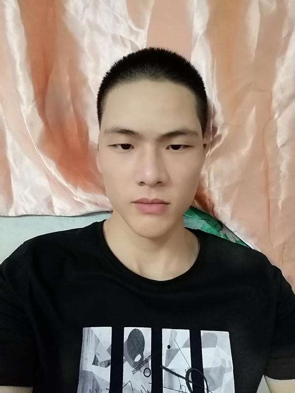 啊猫的第一张照片--福建闪婚服务中心