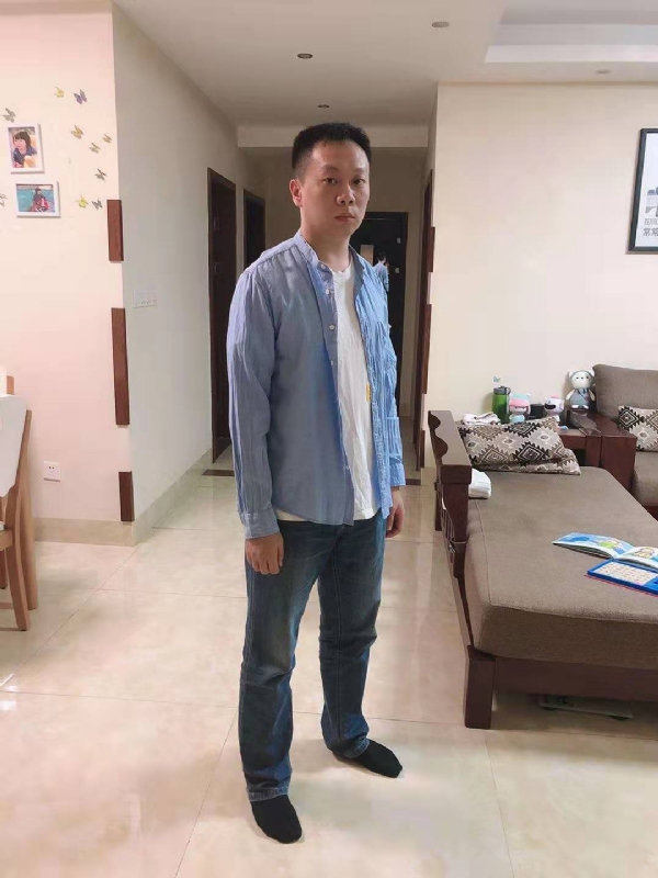 以勒的第一张照片--福建闪婚服务中心