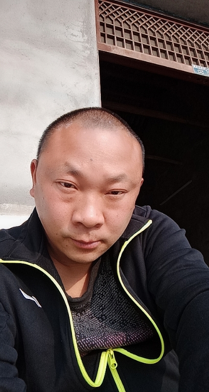马克的第一张照片--福建闪婚服务中心