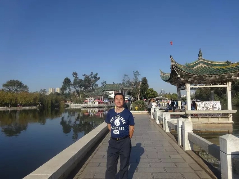 真心的龙的第一张照片--福建闪婚服务中心