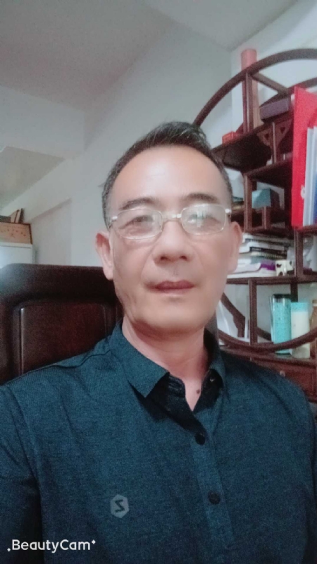 墨初的第一张照片--福建闪婚服务中心