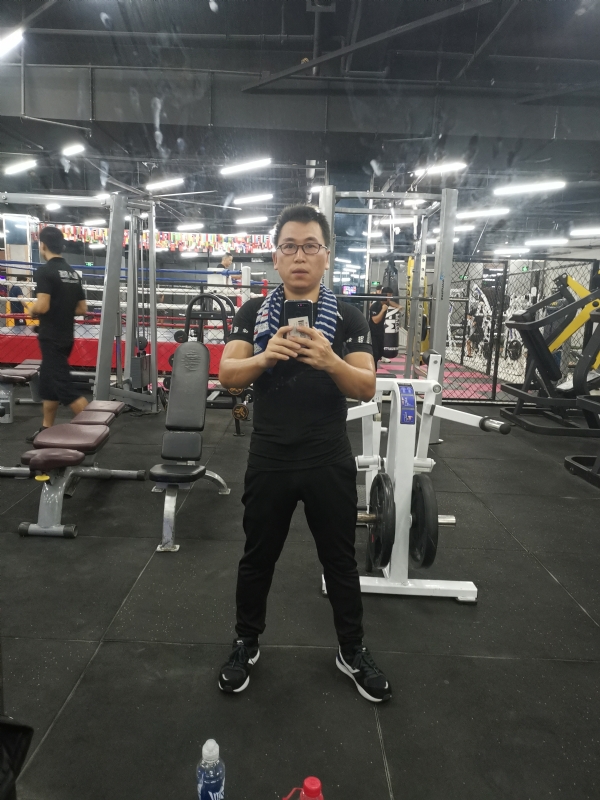 52赫兹的第一张照片--福建闪婚服务中心