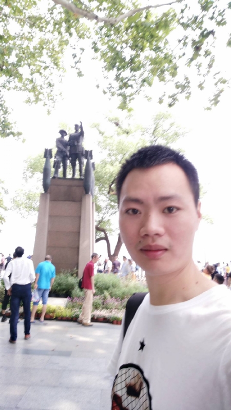 志东的第三张照片--福建闪婚服务中心