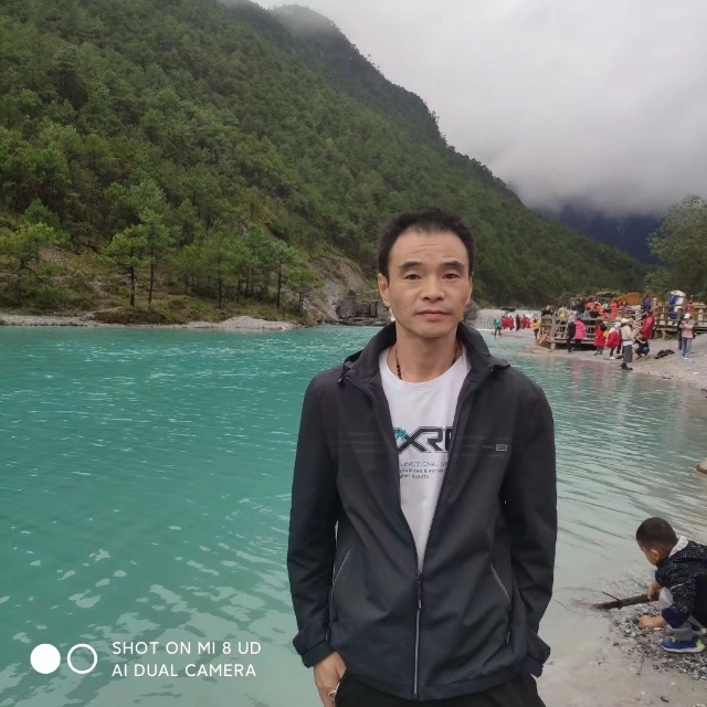 流星的第一张照片--福建闪婚服务中心