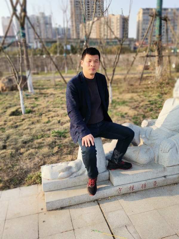 大举的第二张照片--福建闪婚服务中心