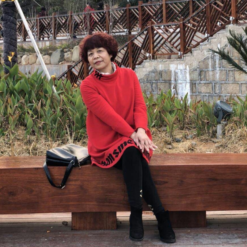 诗琴画意的第一张照片--福建闪婚服务中心