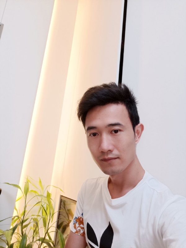 简的第一张照片--福建闪婚服务中心