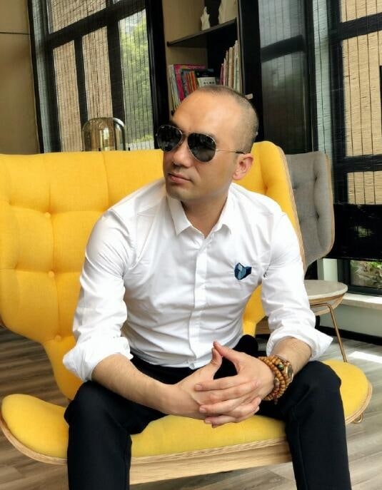 陈聚财的第一张照片--福建闪婚服务中心