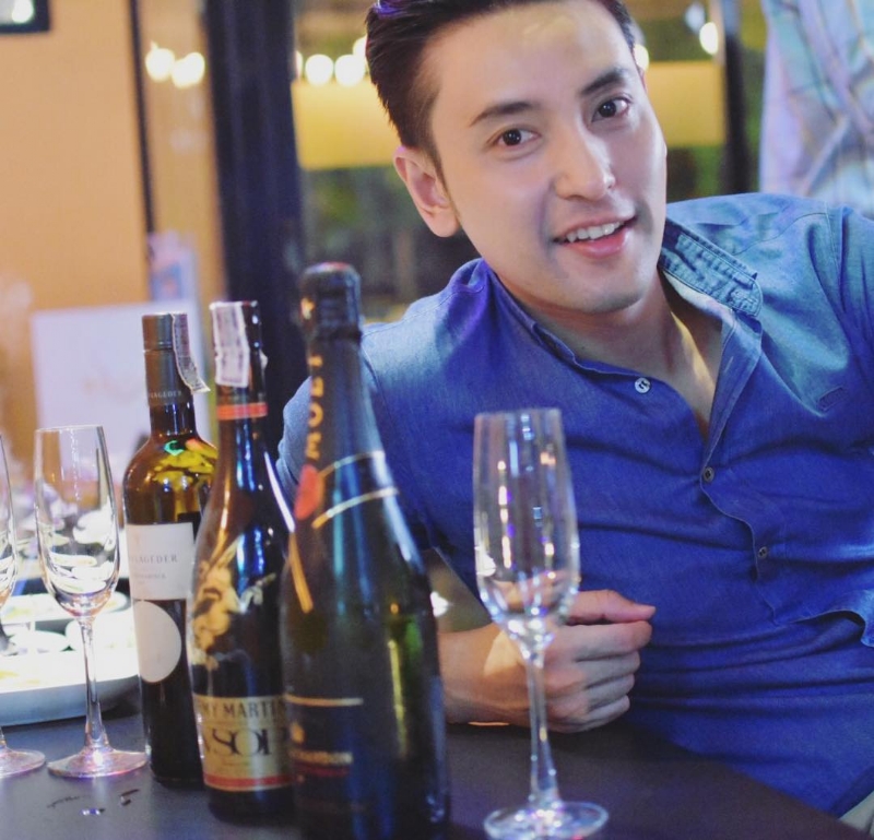 David的第二张照片--福建闪婚服务中心