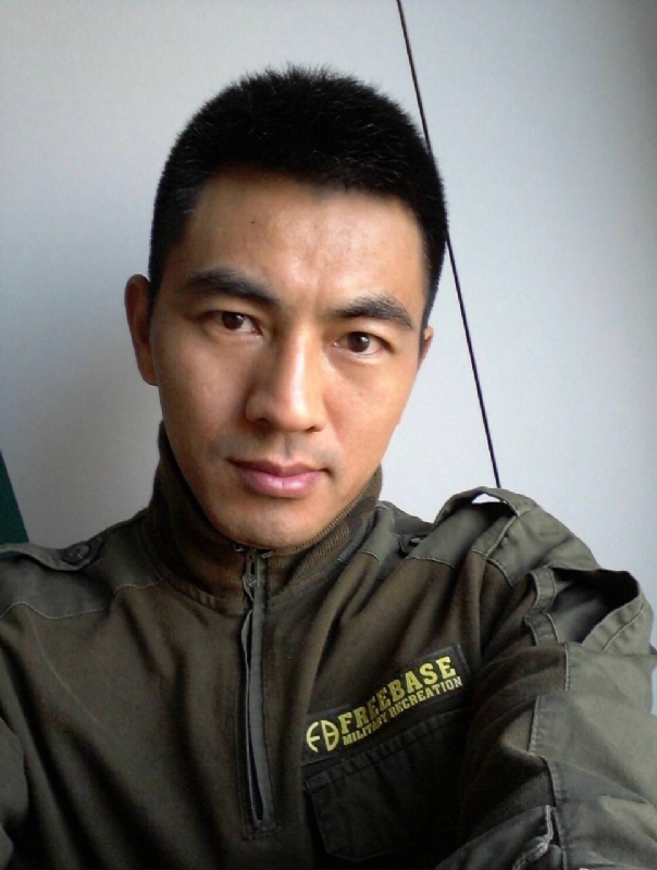鐵血柔情的第一张照片--福建闪婚服务中心