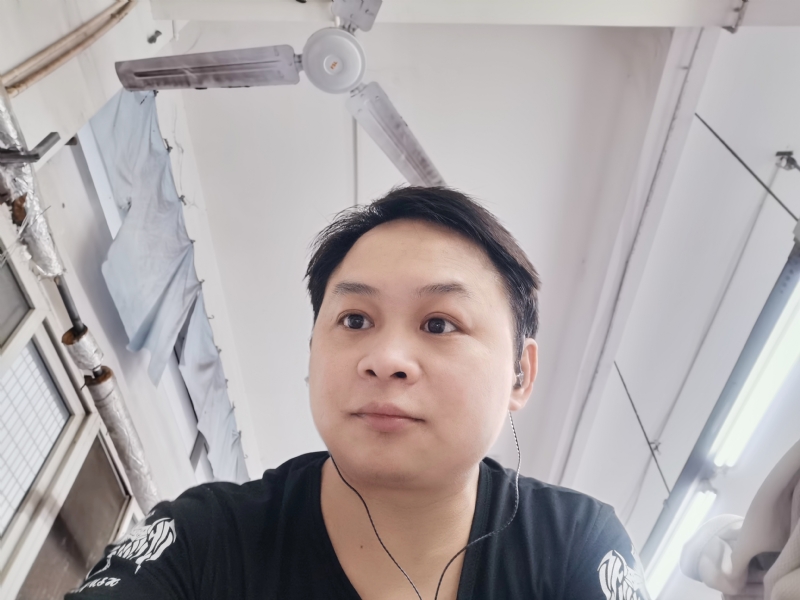 记忆抹尘埃的第一张照片--福建闪婚服务中心