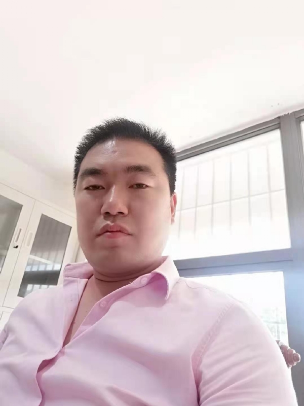 命运的打拼的第一张照片--福建闪婚服务中心