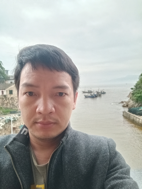 啊亮的第一张照片--福建闪婚服务中心