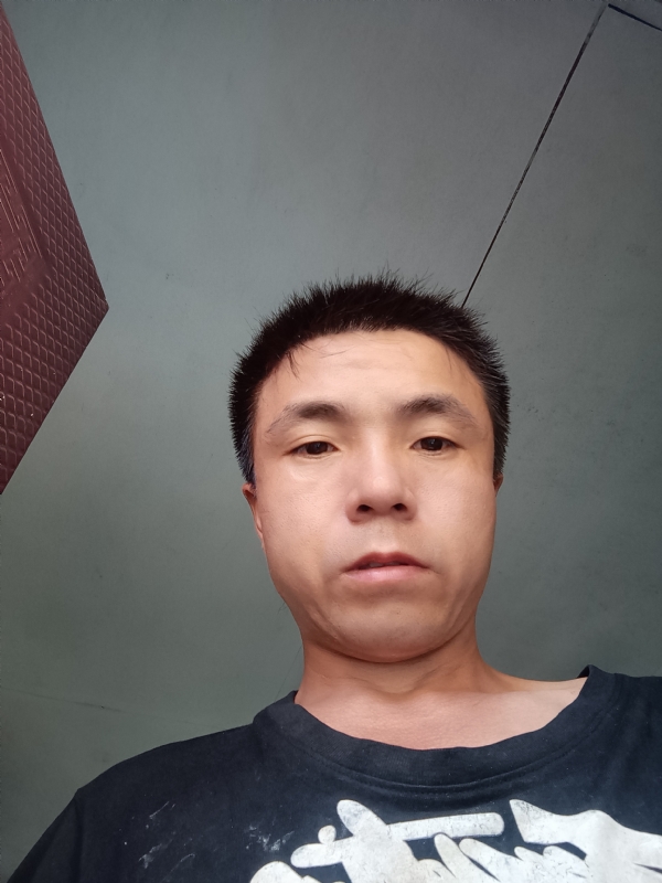 小兔兔的第二张照片--福建闪婚服务中心