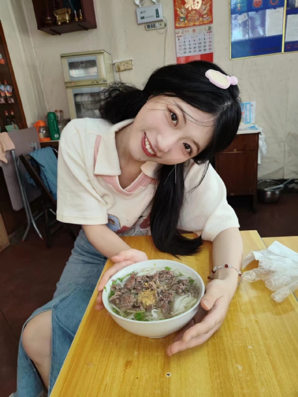 甜果的第二张照片--福建闪婚服务中心