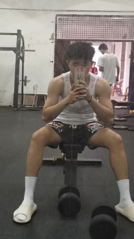 djbxxxx的第二张照片--福建闪婚服务中心