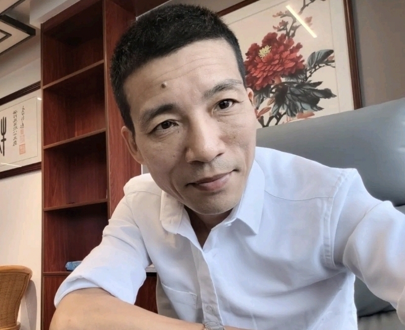 清风四海的第一张照片--福建闪婚服务中心