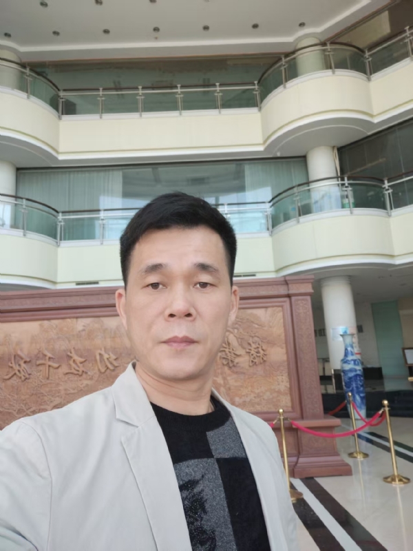 不忘初心的第二张照片--福建闪婚服务中心