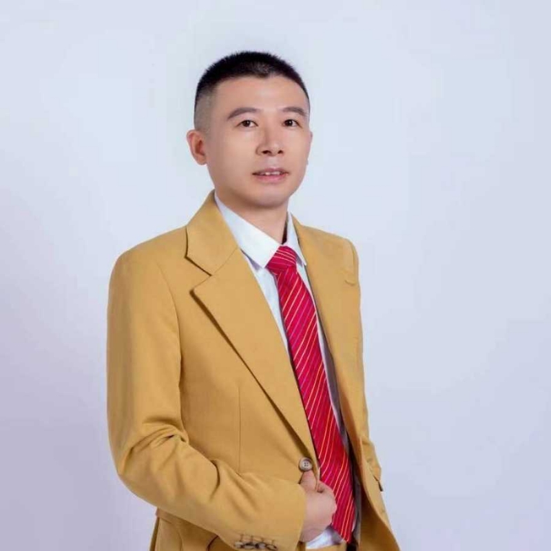 郑大侠的第二张照片--福建闪婚服务中心