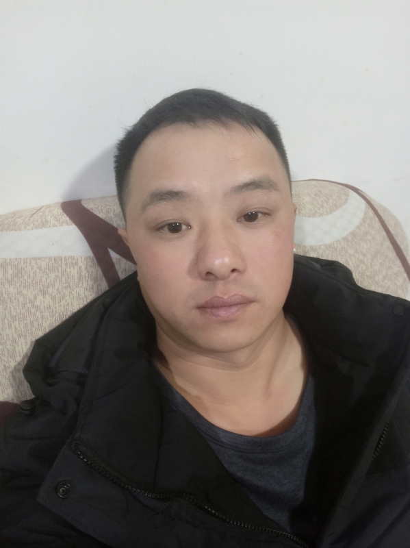 辉荣的第三张照片--福建闪婚服务中心