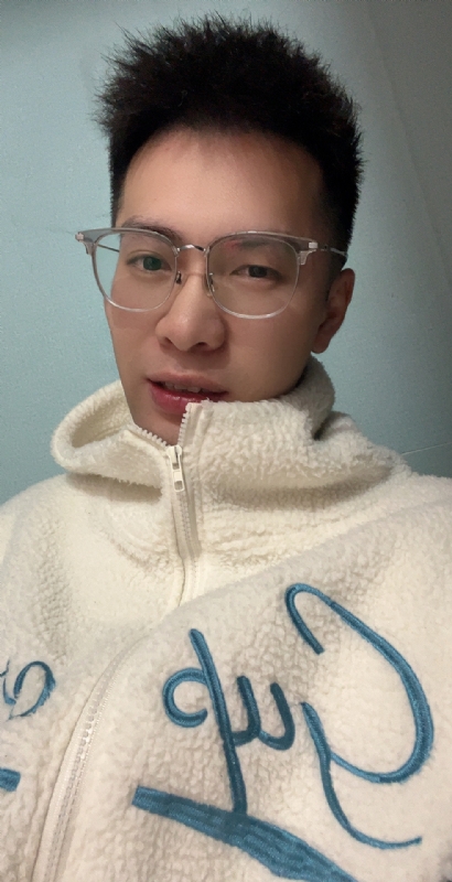 帅渺渺的第一张照片--福建闪婚服务中心