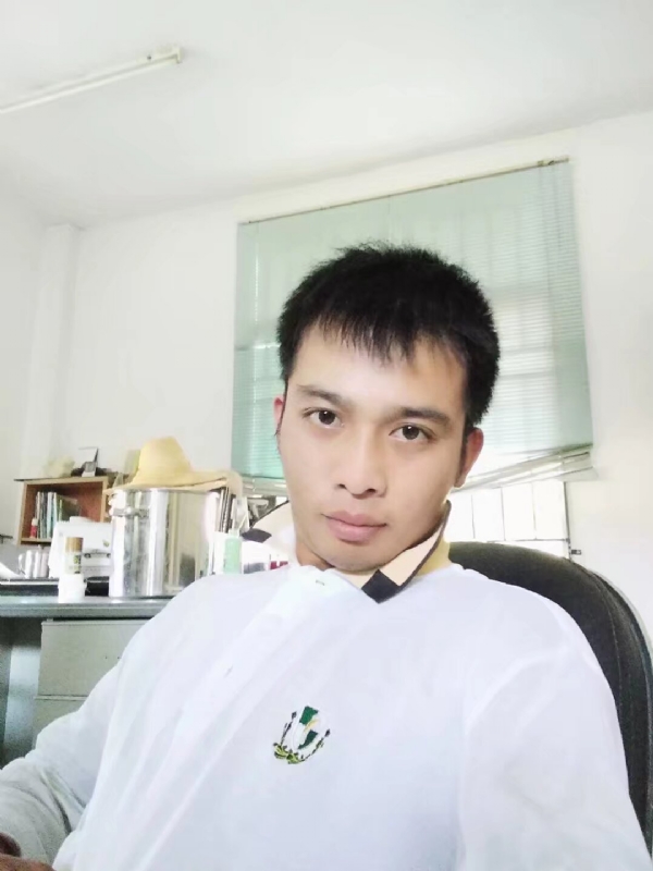 吴子星的第三张照片--福建闪婚服务中心