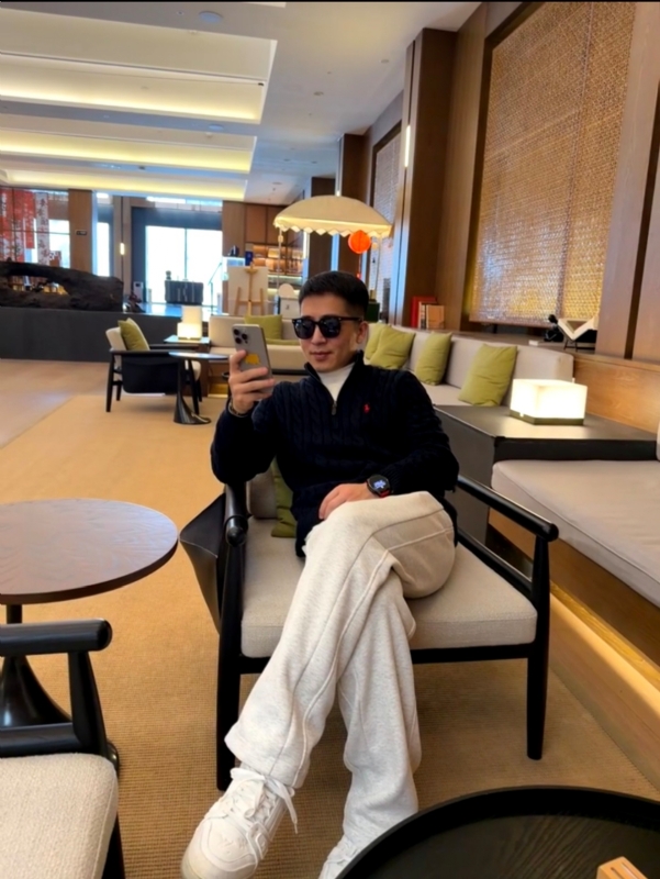 只为与你相见的第三张照片--福建闪婚服务中心