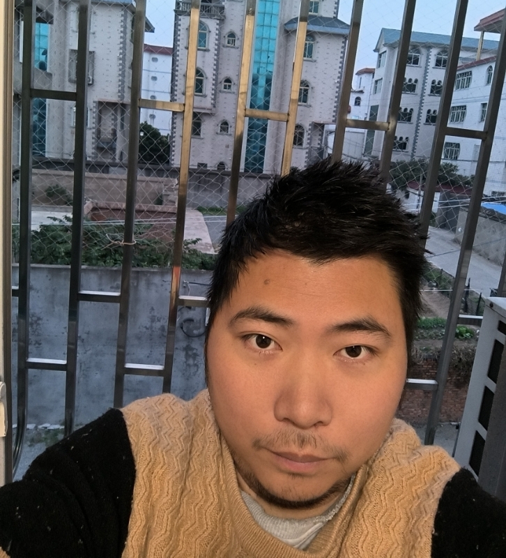 刘文宇的第一张照片--福建闪婚服务中心