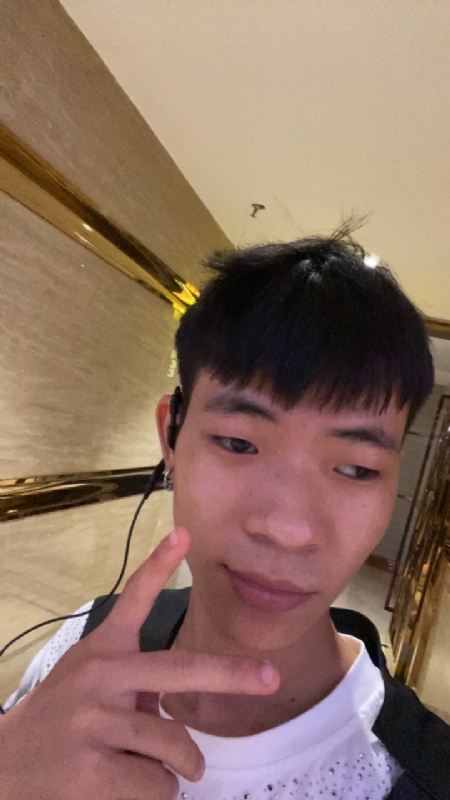 浩轩的第一张照片--福建闪婚服务中心